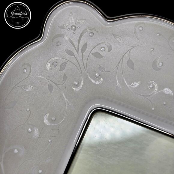 Lenox Opal Innocence 8"x10" Photo Frame - Picture 5 of 11